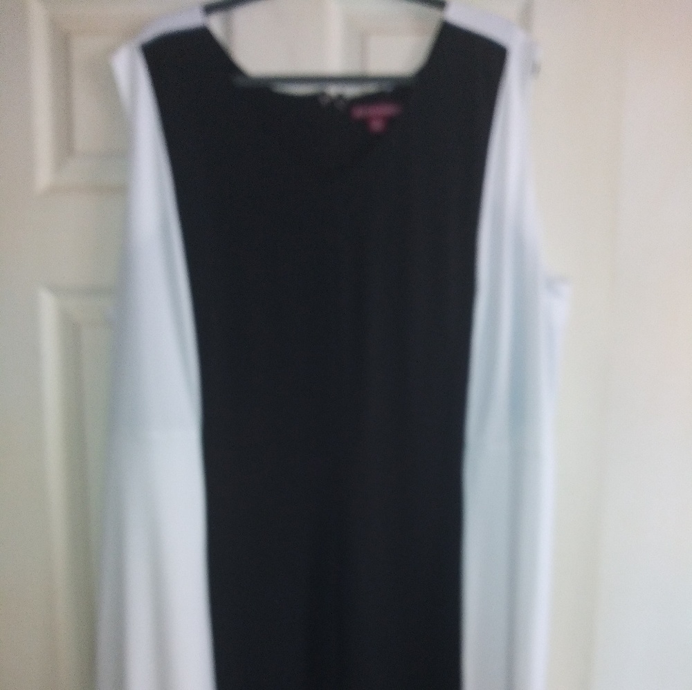 Black and white color-block dress